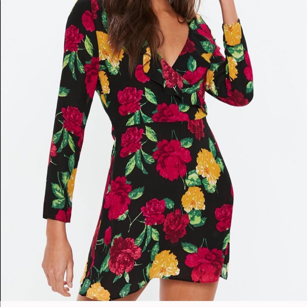 Missguided Floral Wrap Tea Dress๐น - Picture 1 of 8